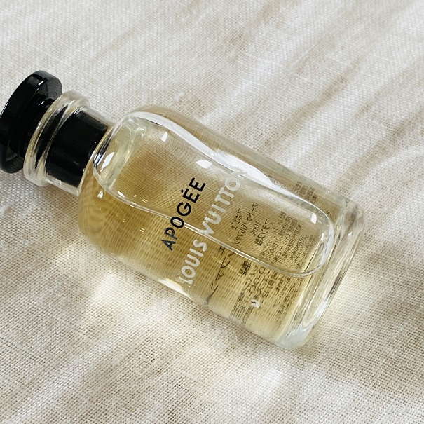 ルイ ヴィトン香水「アポジェ(Apogée)」香りや使用した感想口コミ