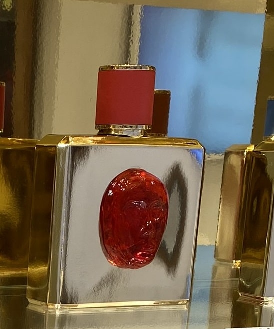 ヴァルモン香水「ロッソ I（ROSSO I）」香りの感想口コミ – 香水日和の 