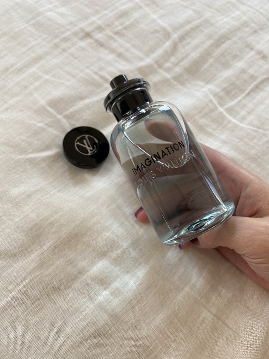 ルイ ヴィトンの紅茶系香水「イマジナシオン」香りの感想口コミ 